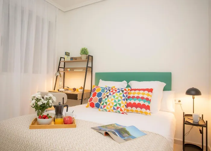 Singularstays Marti 13